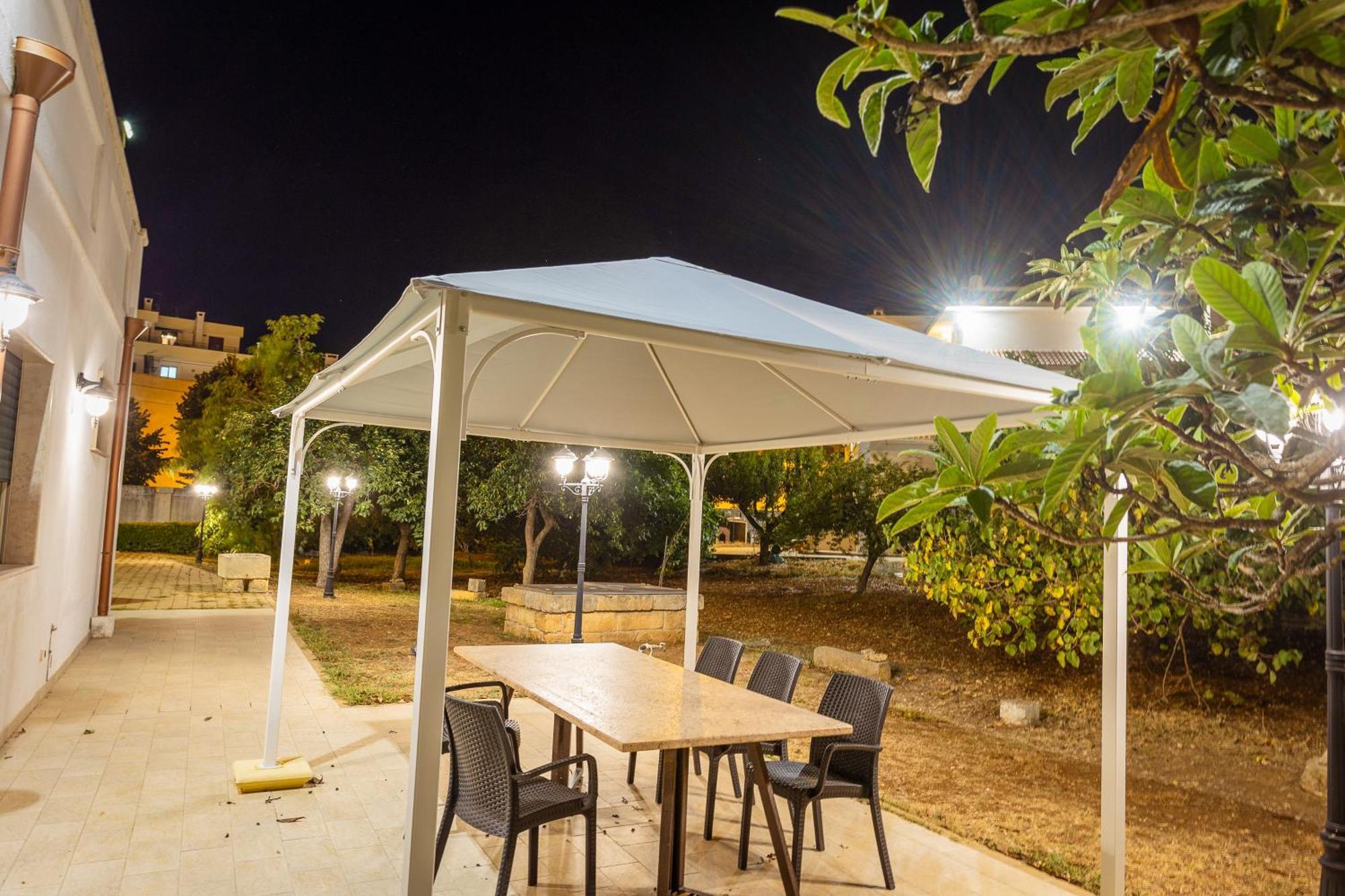 Affittacamere Giardino Delle Zie-Vicino Ospedale Cardinale Panico Tricase Esterno foto