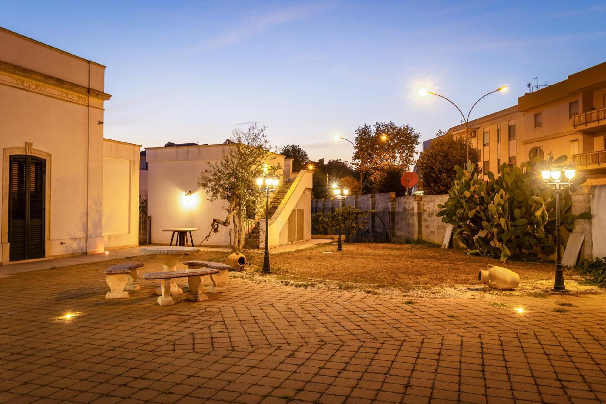 Affittacamere Giardino Delle Zie-Vicino Ospedale Cardinale Panico Tricase Esterno foto
